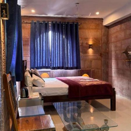 ג'ודפור The Kutumb Villa - A Heritage Home Stay מראה חיצוני תמונה